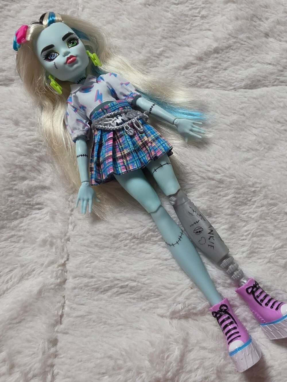 2022 Monster High Frankie Stein Faboolous Friends Fashion Doll G3 Mattel